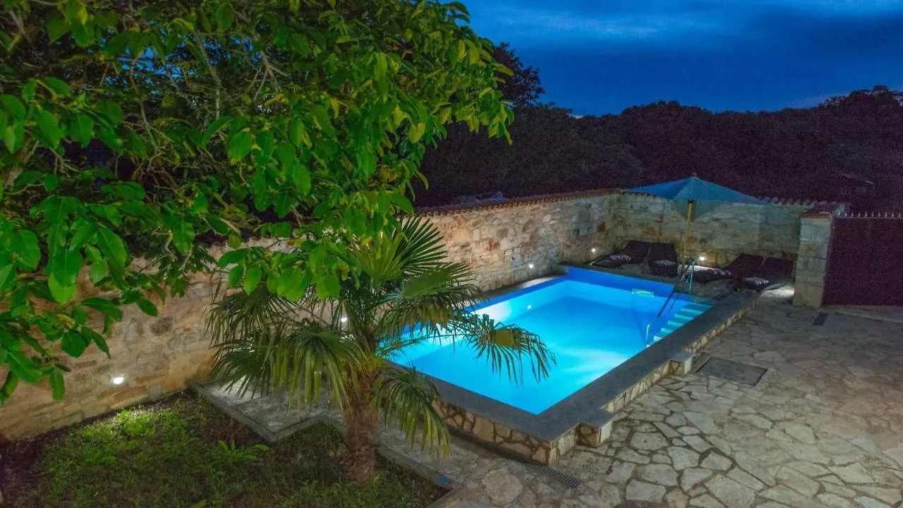 Villa Vila Lucia Veliki Vareski Croatia