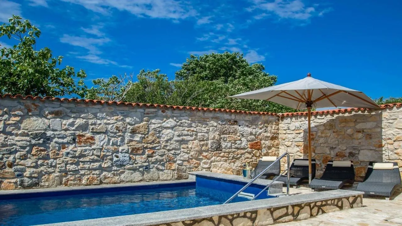 Villa Vila Lucia Veliki Vareski